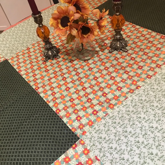 Table Cloth - Picture 4 of 8